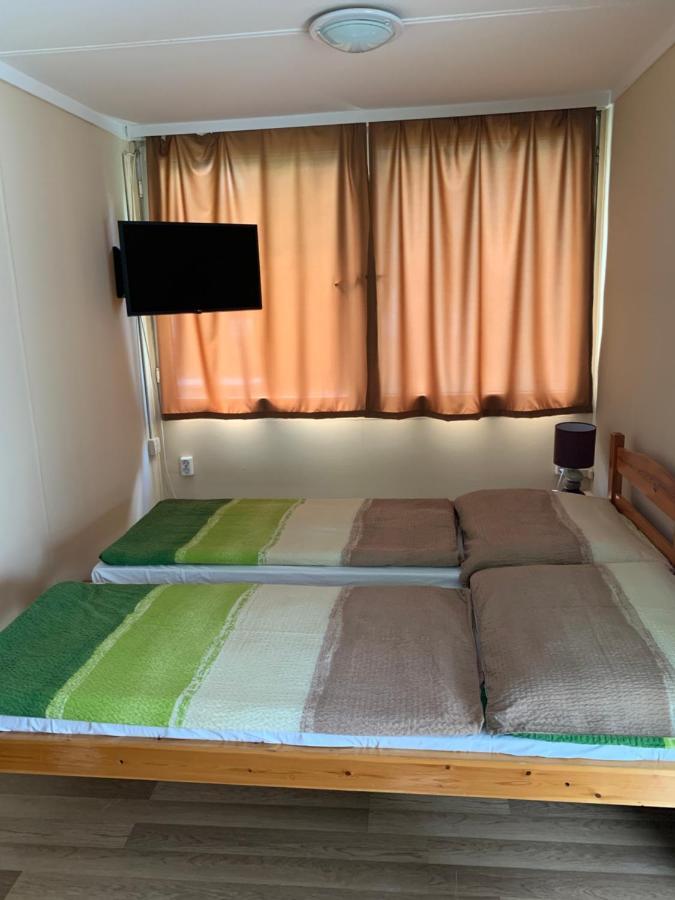 Fenyves Family Rooms And Bungalows Hajdúszoboszló Εξωτερικό φωτογραφία
